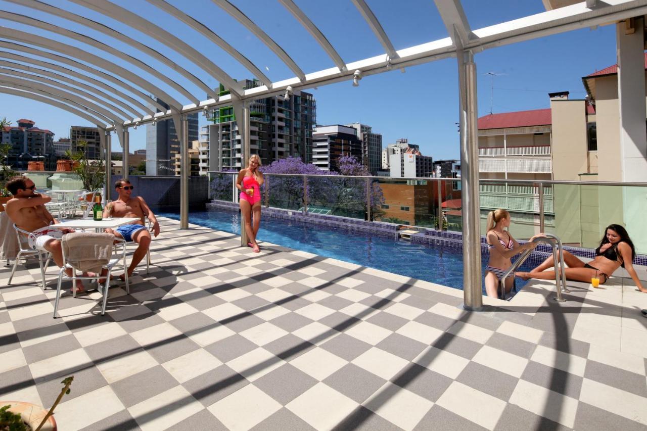 Astor Metropole Hotel Brisbane Bagian luar foto